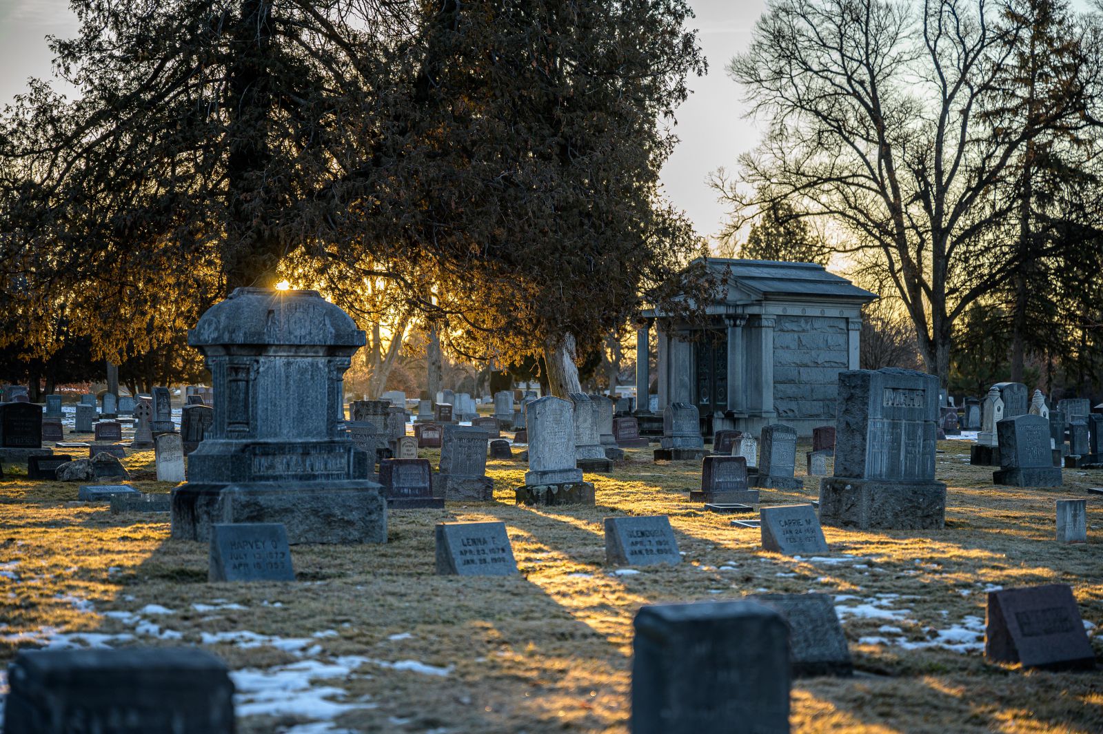 Cemitério durante o dia